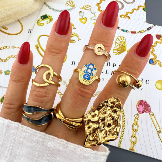 Elegant trippelring i 18K gullbelagt stål