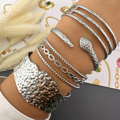 Sølvdrøm Armbånd – Et snev av luksus i hverdagen