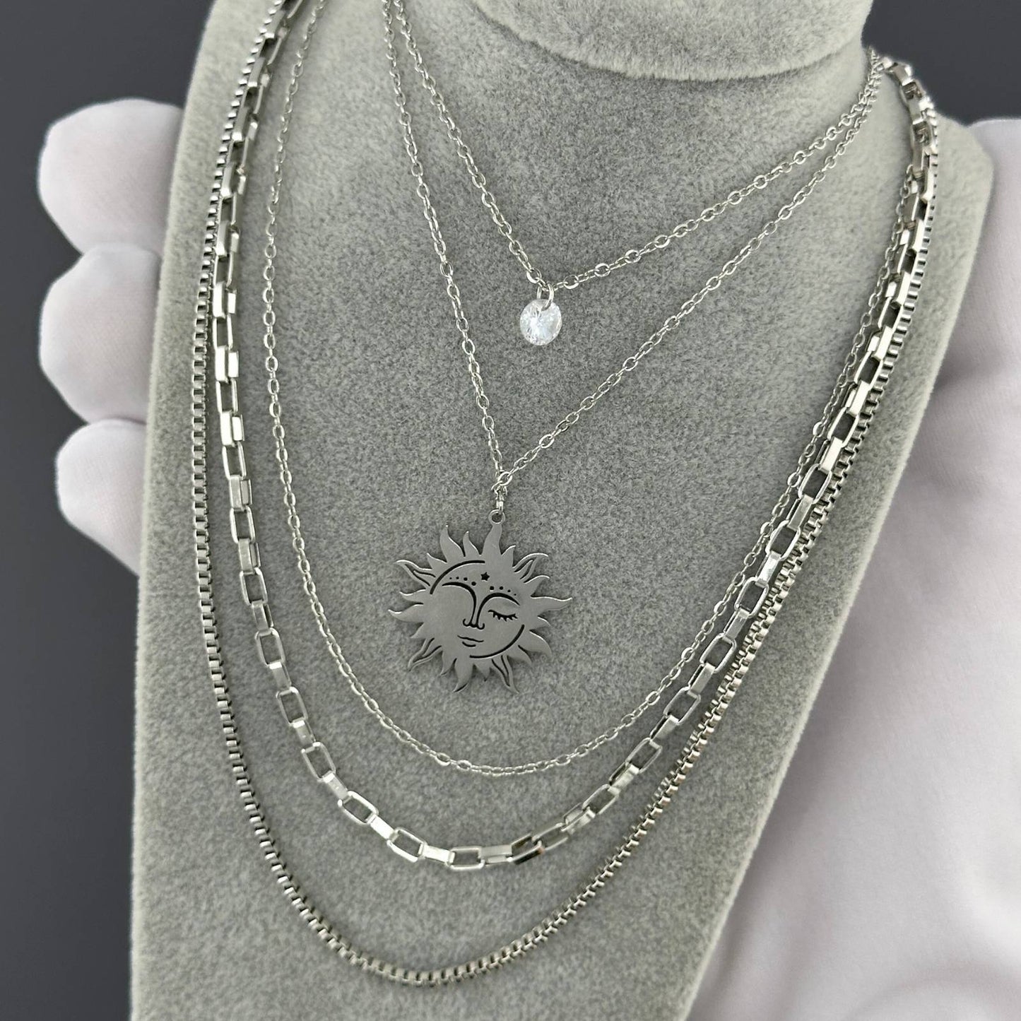 Krystallklar Halskjede – Lysfang i sin reneste form