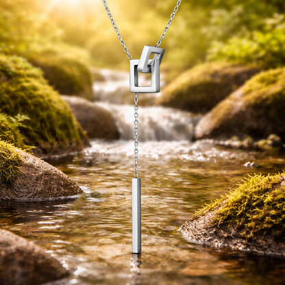 Geometrisk Halskjede – Moderne eleganse i sølvtoner