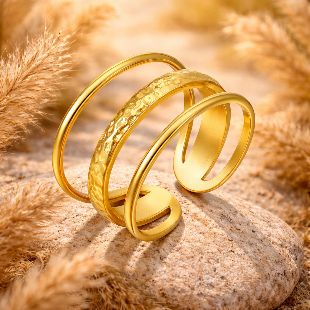 Strukturert Ring – Tidløs og justerbar eleganse