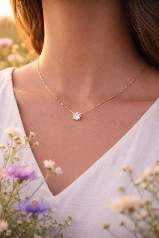 Lysende 18K gullbelagt halskjede – tidløst og sofistikert