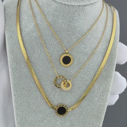 Halskjede i 18K gullbelagt stål – luksuriøst design med tidløs symbolikk